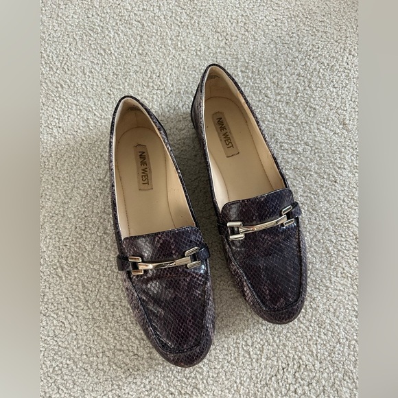 Nine West faux snakeskin leather loafer - Picture 2 of 12